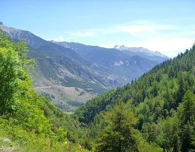 Vue sur la vallée depuis la sortie