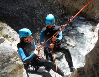 Descente en rappel à deux